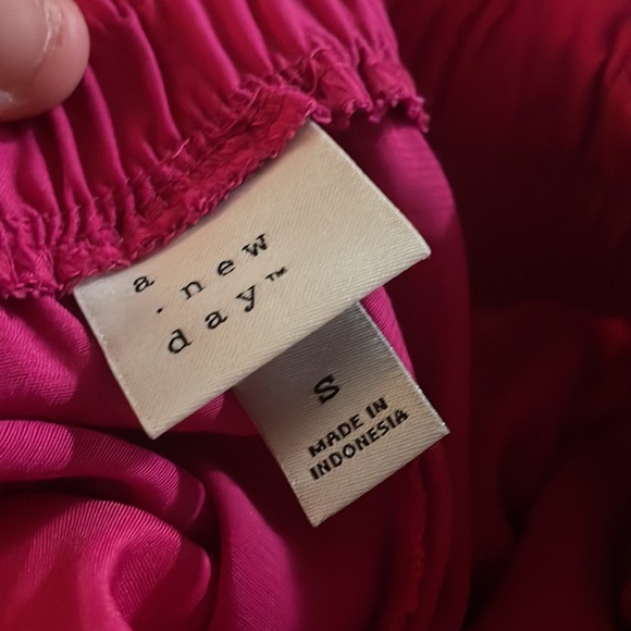 A new day hot pink trousers - Picture 3 of 3